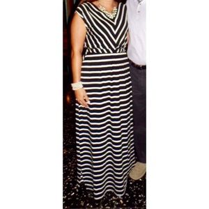 Mossimo Black & White Striped Maxi Dress, Medium